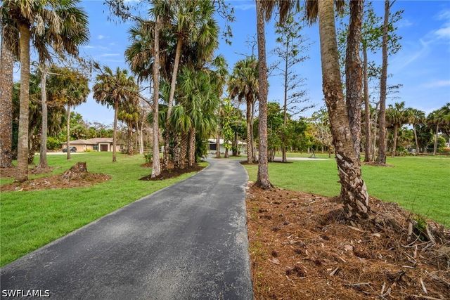 1840 23rd ST SW, Naples, FL 34117