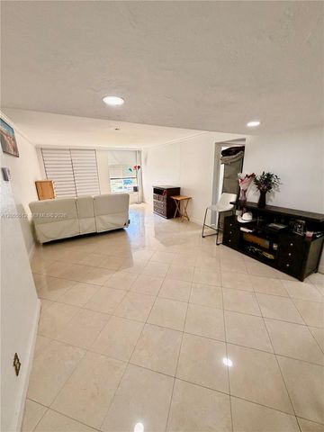 6301 N University Drive 217, Tamarac, FL 33321