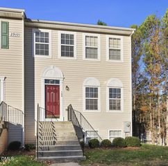 2910 Barrymore Street 100, Raleigh, NC 27603