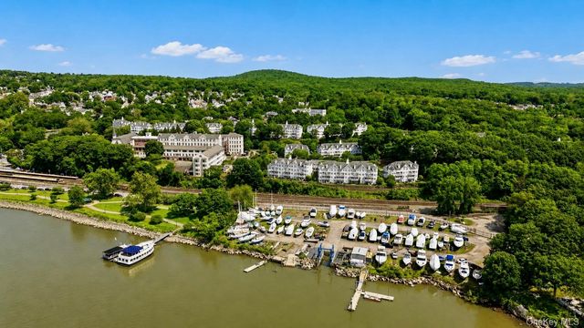 323 Waterside Close, Peekskill, NY 10566