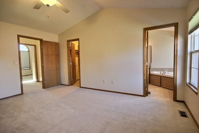 10914 W Lantana St, Wichita, KS 67205