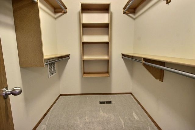 10914 W Lantana St, Wichita, KS 67205