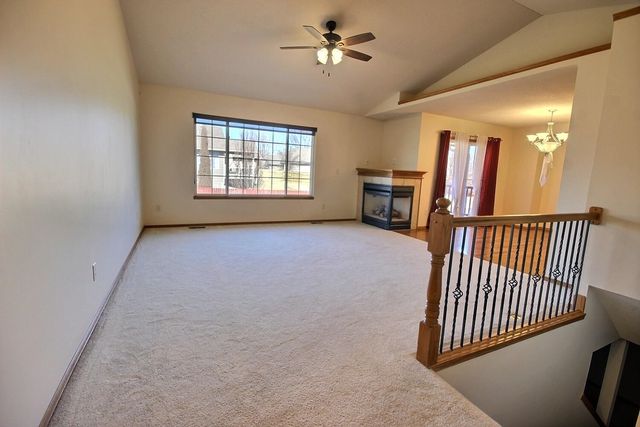 10914 W Lantana St, Wichita, KS 67205