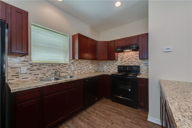 1915 Dartmouth Street 554, College Station, TX 77840