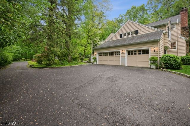 75 Countryside Dr, Berkeley Heights Twp., NJ 07901