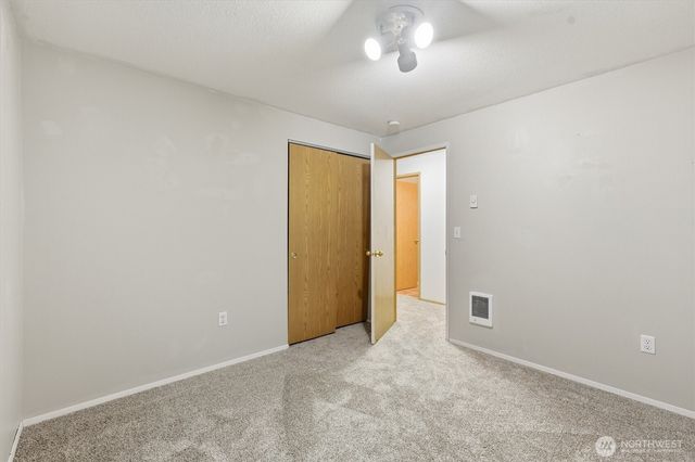 107 Mission Road, Kelso, WA 98626