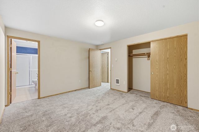 107 Mission Road, Kelso, WA 98626