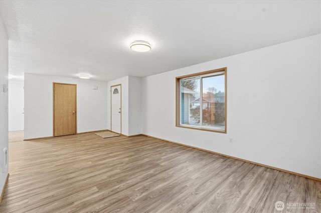 107 Mission Road, Kelso, WA 98626