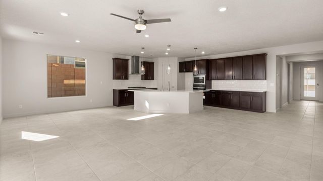 2424 Marble Avenue NE, Rio Rancho, NM 87144