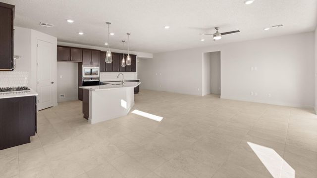 2424 Marble Avenue NE, Rio Rancho, NM 87144