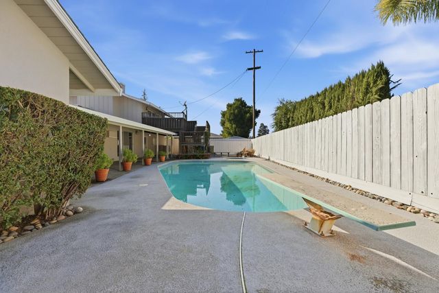 3109 Fredericksburg Ave, Modesto, CA 95355