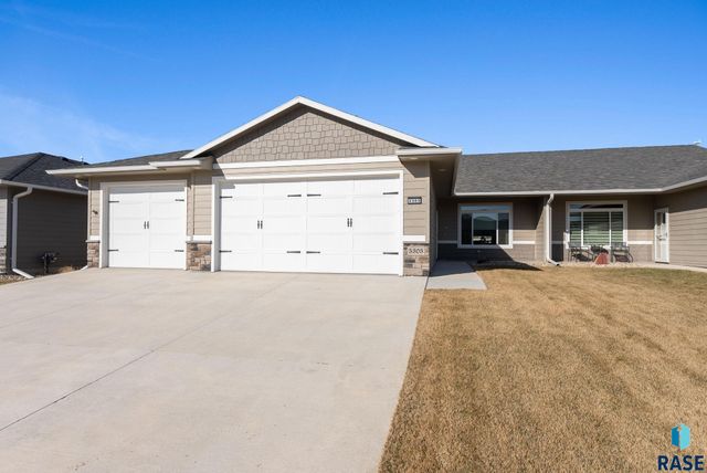 5303 S Mumford Ave Avenue, Sioux Falls, SD 57108