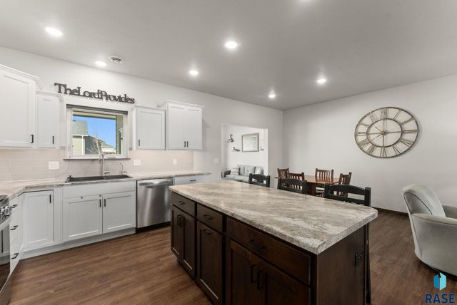 5303 S Mumford Ave Avenue, Sioux Falls, SD 57108