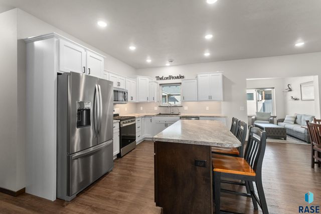 5303 S Mumford Ave Avenue, Sioux Falls, SD 57108