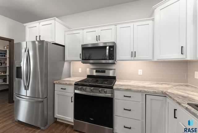 5303 S Mumford Ave Avenue, Sioux Falls, SD 57108