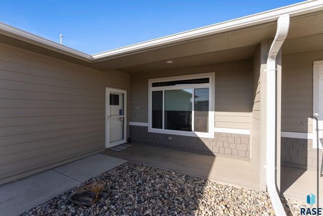 5303 S Mumford Ave Avenue, Sioux Falls, SD 57108