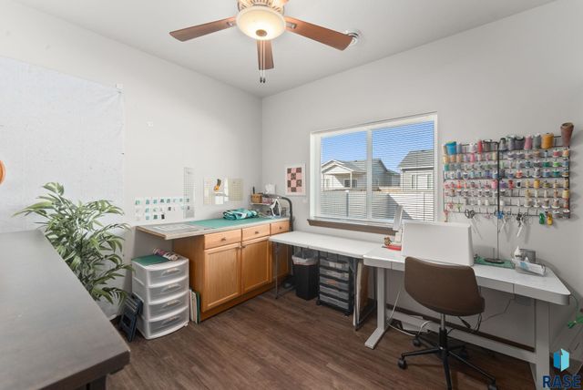 5303 S Mumford Ave Avenue, Sioux Falls, SD 57108