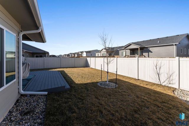 5303 S Mumford Ave Avenue, Sioux Falls, SD 57108