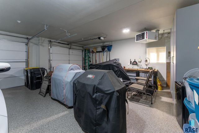 5303 S Mumford Ave Avenue, Sioux Falls, SD 57108