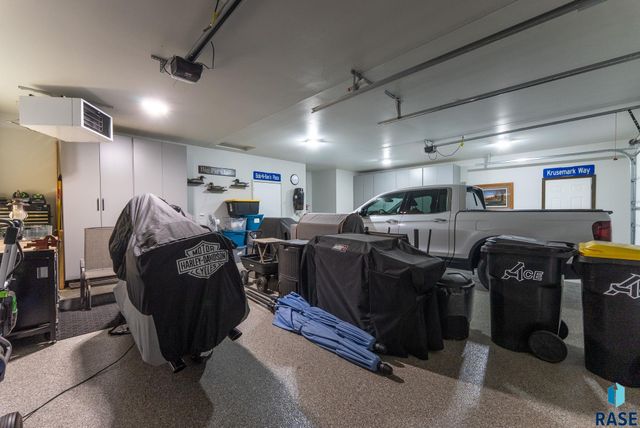 5303 S Mumford Ave Avenue, Sioux Falls, SD 57108