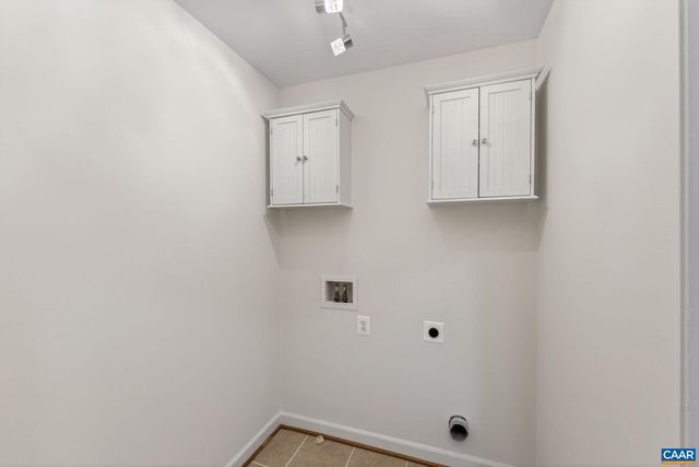 64 BLUE RIDGE TER, Zion Crossroads, VA 22942