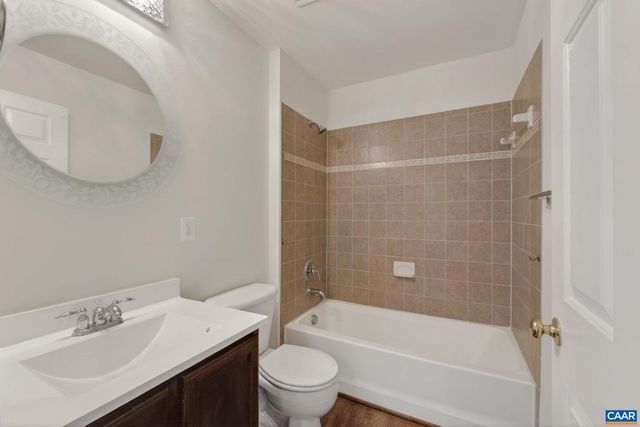 64 BLUE RIDGE TER, Zion Crossroads, VA 22942