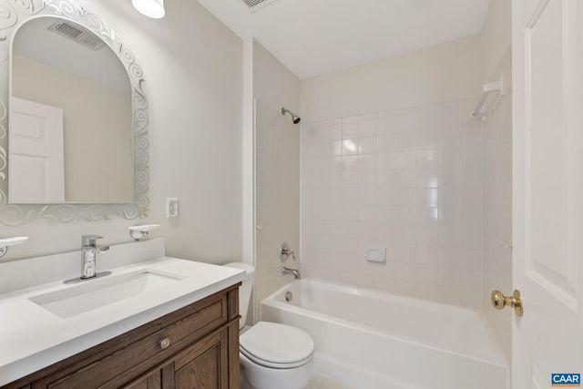 64 BLUE RIDGE TER, Zion Crossroads, VA 22942