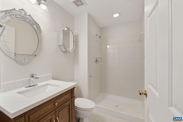 64 BLUE RIDGE TER, Zion Crossroads, VA 22942