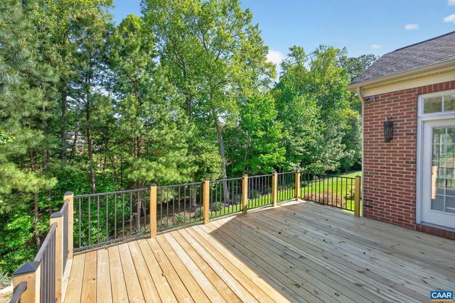 64 BLUE RIDGE TER, Zion Crossroads, VA 22942