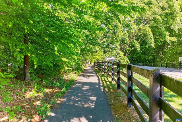 64 BLUE RIDGE TER, Zion Crossroads, VA 22942