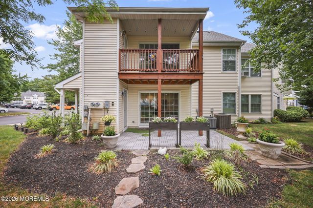 201 Paddington Court, Manalapan, NJ 07726