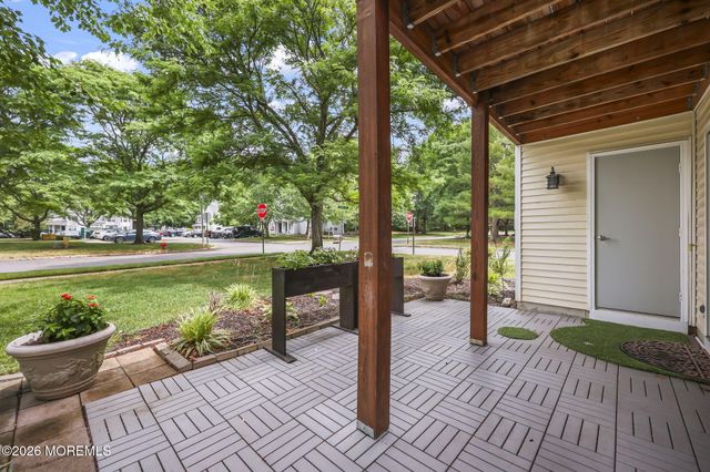 201 Paddington Court, Manalapan, NJ 07726