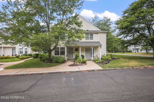 201 Paddington Court, Manalapan, NJ 07726