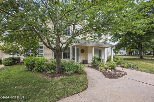 201 Paddington Court, Manalapan, NJ 07726