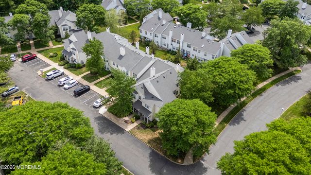 201 Paddington Court, Manalapan, NJ 07726