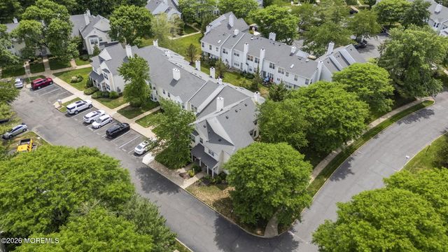 201 Paddington Court, Manalapan, NJ 07726
