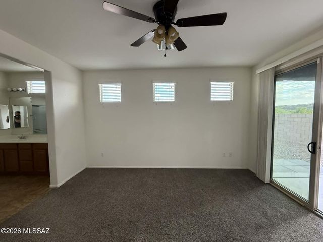 10450 S Cutting Horse Drive, Vail, AZ 85641
