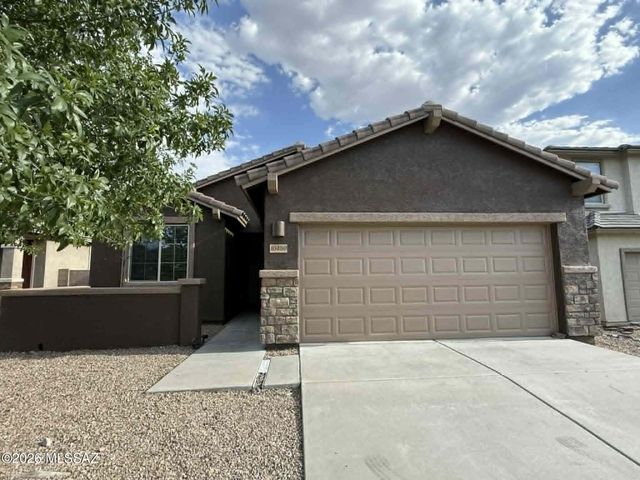 10450 S Cutting Horse Drive, Vail, AZ 85641