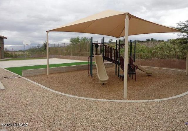 10450 S Cutting Horse Drive, Vail, AZ 85641