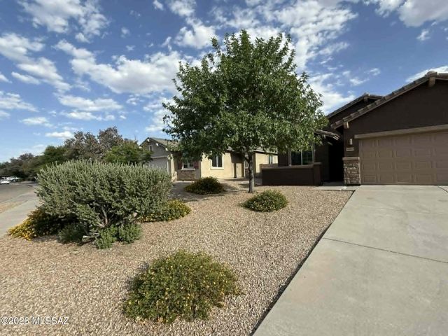 10450 S Cutting Horse Drive, Vail, AZ 85641