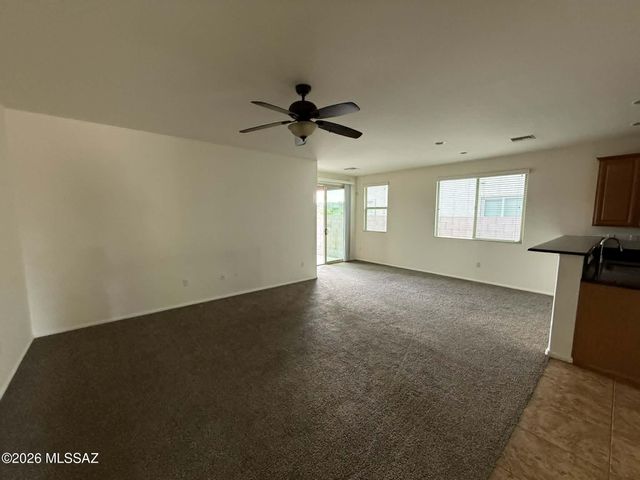10450 S Cutting Horse Drive, Vail, AZ 85641