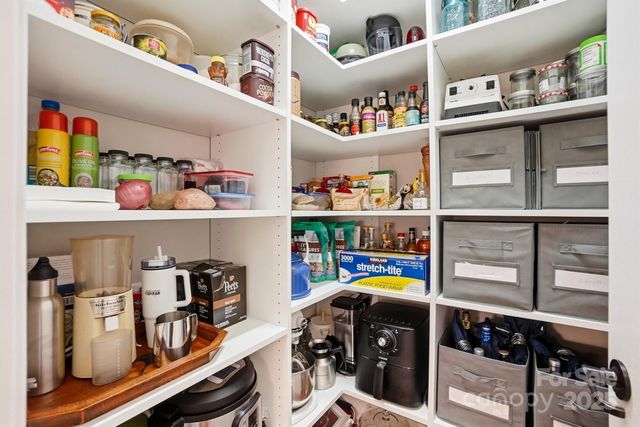 4069 Henshaw Road, Waxhaw, NC 28173