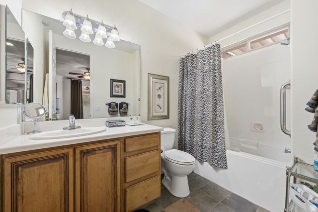 3648 E CANYON CREST AVE, Washington, UT 84780