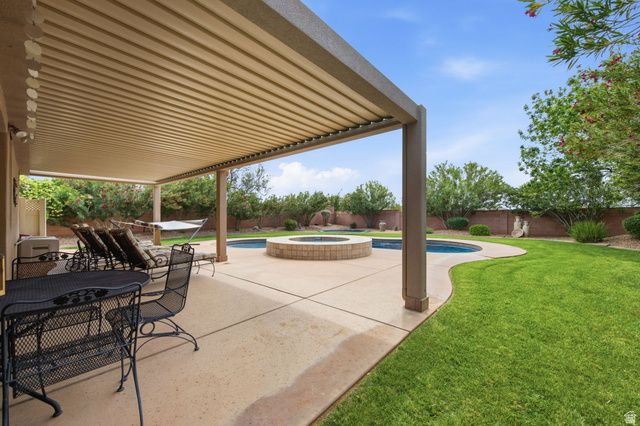 3648 E CANYON CREST AVE, Washington, UT 84780