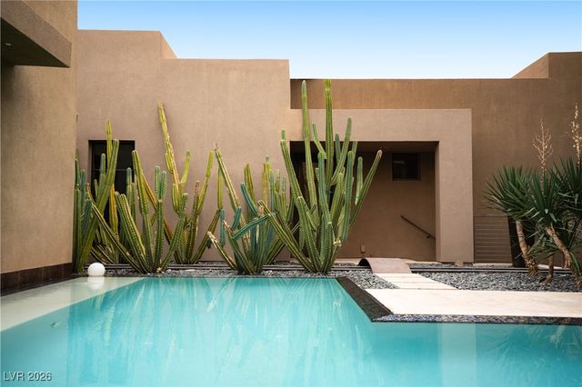 6755 Agave Azul Court, Las Vegas, NV 89120