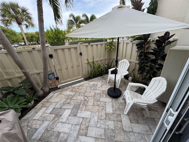 5555 N Ocean Blvd 28, Lauderdale By The Sea, FL 33308