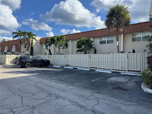 5555 N Ocean Blvd 28, Lauderdale By The Sea, FL 33308