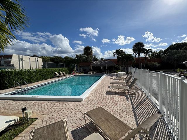 5555 N Ocean Blvd 28, Lauderdale By The Sea, FL 33308