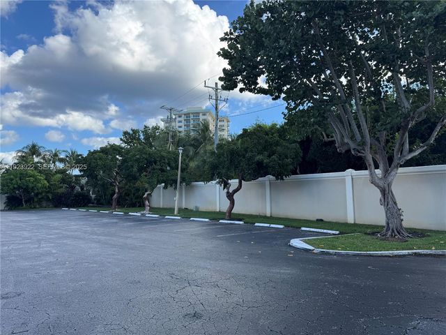 5555 N Ocean Blvd 28, Lauderdale By The Sea, FL 33308