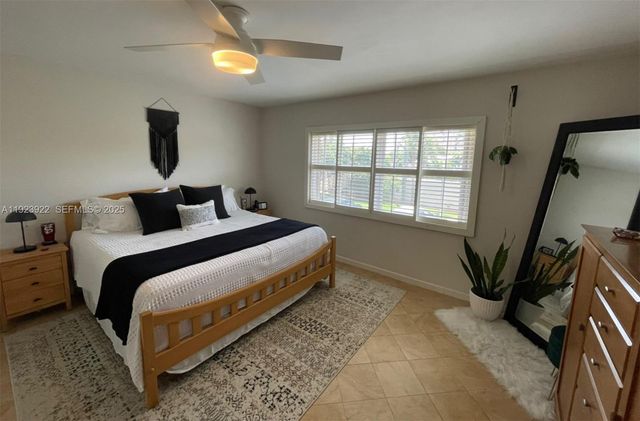 5555 N Ocean Blvd 28, Lauderdale By The Sea, FL 33308